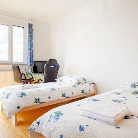Beautiful Room With Balcony Direction To Messe Hannover Dış mekan fotoğraf