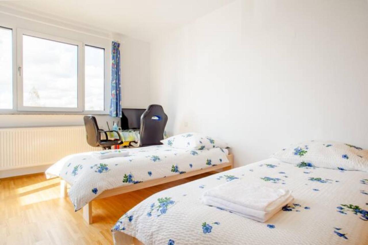 Beautiful Room With Balcony Direction To Messe Hannover Dış mekan fotoğraf